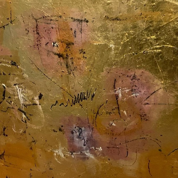 Gilt, surface detail